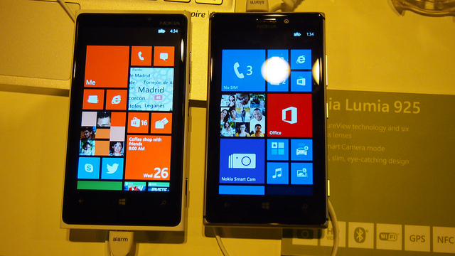 Nokia Lumia 925.